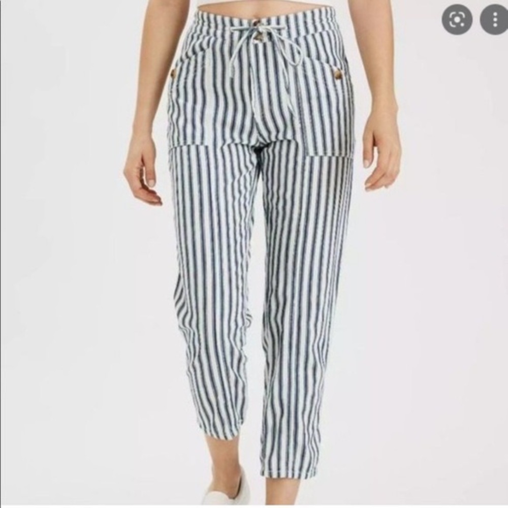 American eagle Striped Pants